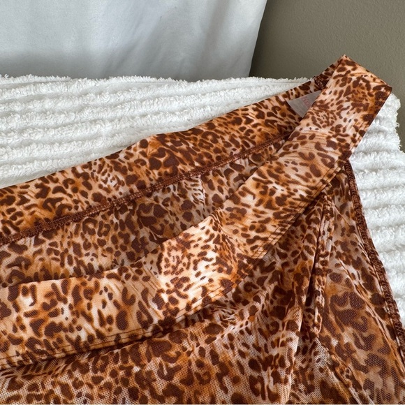 Leopard Print Panties - Picture 4 of 9